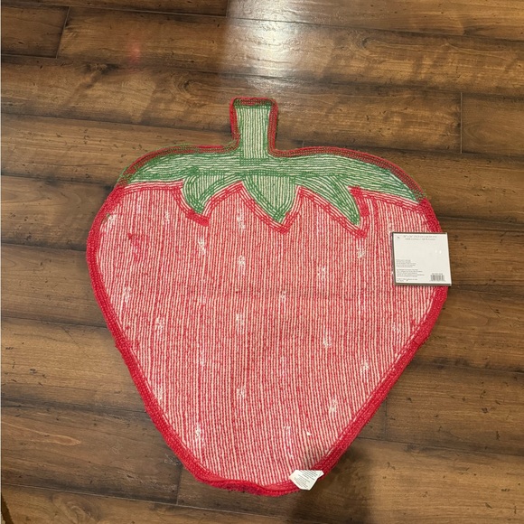 Super Cute Strawberry Bath Mat - Picture 2 of 5